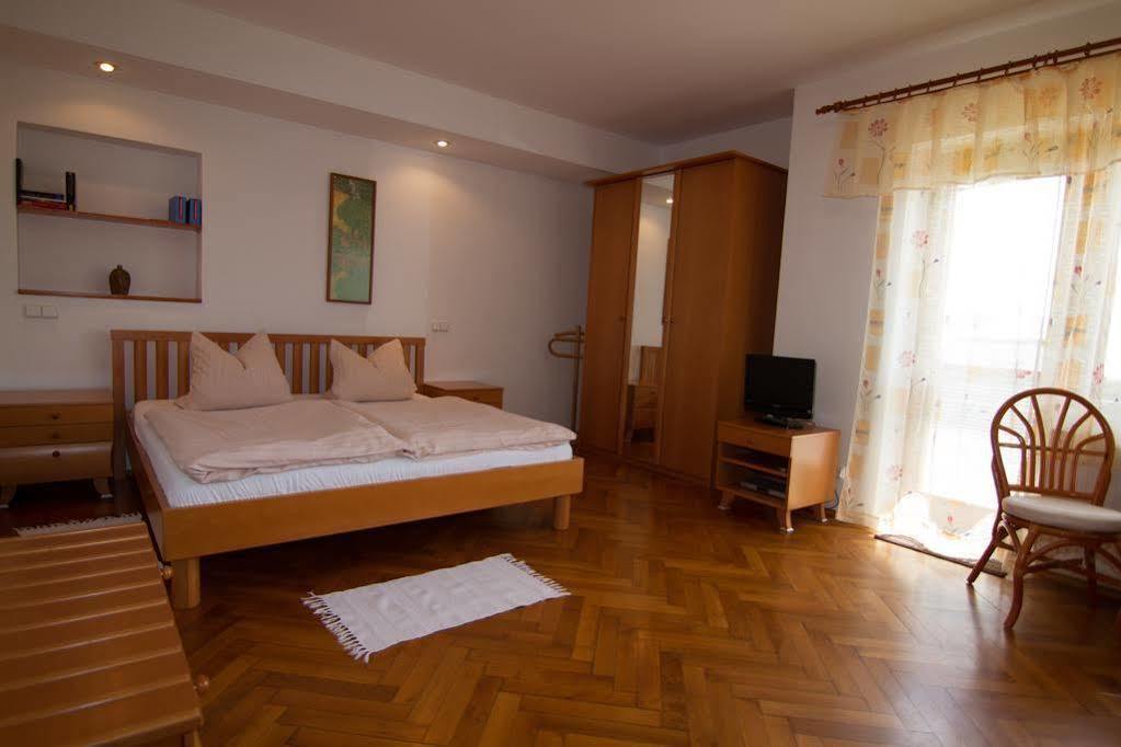 Pension Apartment Granit Prag Dış mekan fotoğraf